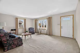 1212 Frederick St, Joliet, IL 60435 - Photo 7