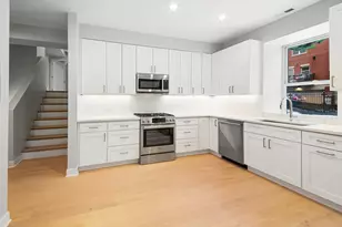 4637 N Ashland Ave, Chicago, IL 60640 - Photo 3