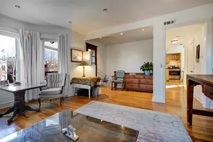 4656 N Magnolia Ave, Chicago, IL 60640 - Photo 3