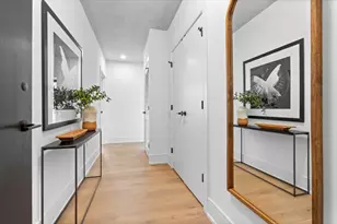 234 W Polk St, Chicago, IL 60607 - Photo 3