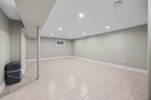 865 Love St, Elk Grove Village, IL 60007 - Photo 25