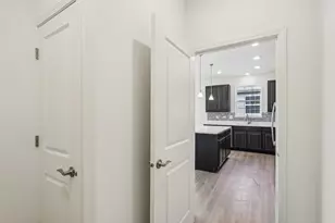 8122 Arlington Ln, Joliet, IL 60431 - Photo 17