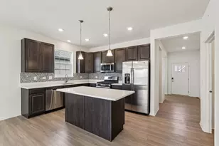 8122 Arlington Ln, Joliet, IL 60431 - Photo 9