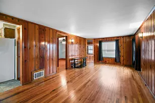 212 S Blaine Ave, Bradley, IL 60915 - Photo 5