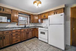 212 S Blaine Ave, Bradley, IL 60915 - Photo 9