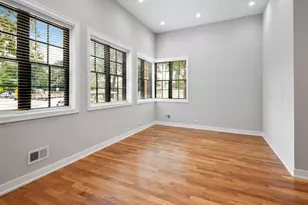 1339 N Noble St, Chicago, IL 60642 - Photo 13