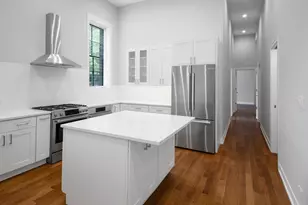 1339 N Noble St, Chicago, IL 60642 - Photo 7