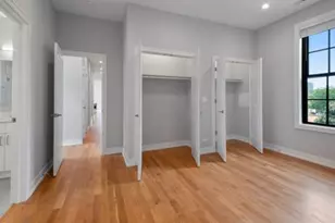 1339 N Noble St, Chicago, IL 60642 - Photo 17