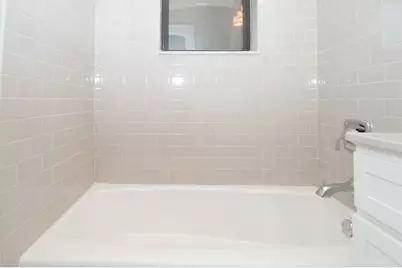 817 W Lakeside Place #306, Chicago, IL 60640 - Photo 17