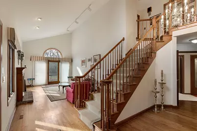 2012 Forest Creek Lane #2012, Libertyville, IL 60048 - Photo 11