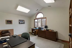 2012 Forest Creek Ln, Libertyville, IL 60048 - Photo 25