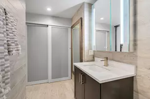 5415 N Sheridan Rd, Chicago, IL 60640 - Photo 11