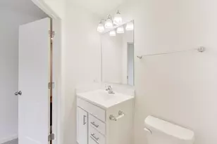 2251 Venture Dr, Schaumburg, IL 60193 - Photo 19