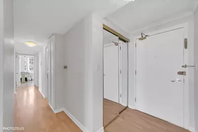 6301 N Sheridan Road #11R, Chicago, IL 60660 - Photo 9