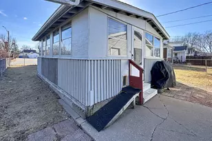 527 19th Ave, Moline, IL 61265 - Photo 19