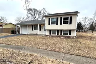 3400 Seine Ct, Hazel Crest, IL 60429 - Photo 1