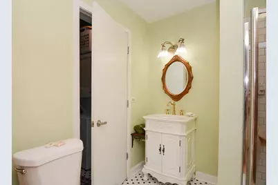 1723 W Erie Street #1, Chicago, IL 60622 - Photo 13