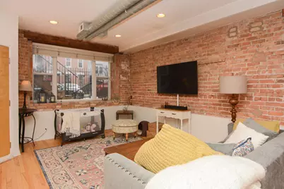 1723 W Erie Street #1, Chicago, IL 60622 - Photo 5