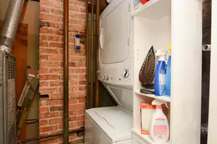 1723 W Erie St, Chicago, IL 60622 - Photo 17