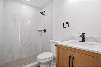 2407 Horeb Avenue, Zion, IL 60099 - Photo 9