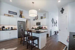 2618 Limestone Ct, Normal, IL 61761 - Photo 7