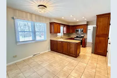 5N575 Abilene Trail, Bloomingdale, IL 60108 - Photo 9
