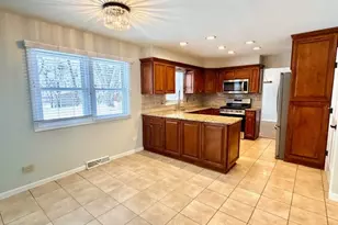 5N575 Abilene Trail, Bloomingdale, IL 60108 - Photo 9