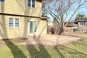 5N575 Abilene Trail, Bloomingdale, IL 60108 - Photo 5