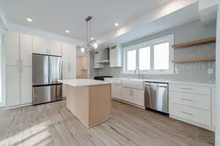 1061 Green Bay Rd, Lake Bluff, IL 60044 - Photo 9