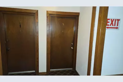 18550 Torrence Avenue #5, Lansing, IL 60438 - Photo 3