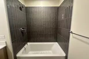 2032 N Clybourn Ave, Chicago, IL 60614 - Photo 15