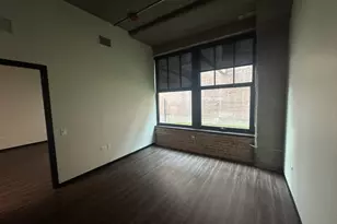 2032 N Clybourn Ave, Chicago, IL 60614 - Photo 11