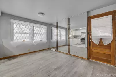 7935 S Blackstone Avenue, Chicago, IL 60619 - Photo 5