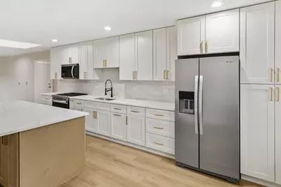 4951 Crest Court, Country Club Hills, IL 60478 - Photo 11