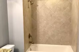 5036 W Pensacola Ave, Chicago, IL 60641 - Photo 19