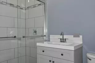 51 S Seymour Ave, Grayslake, IL 60030 - Photo 5