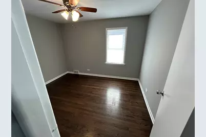 717 E 154th Street, South Holland, IL 60473 - Photo 9