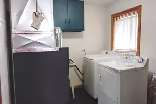 11410 S Neenah Ave, Worth, IL 60482 - Photo 7