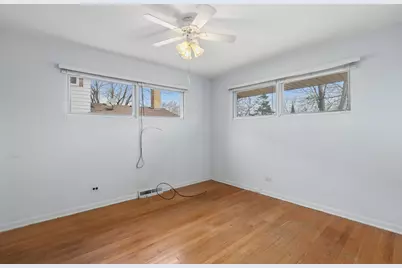 535 N McAree Road, Waukegan, IL 60085 - Photo 11