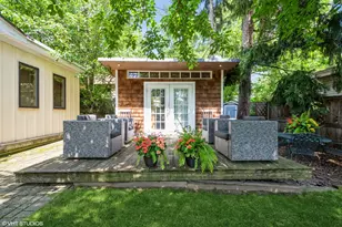 595 Ravinia Rd, Highland Park, IL 60035 - Photo 25