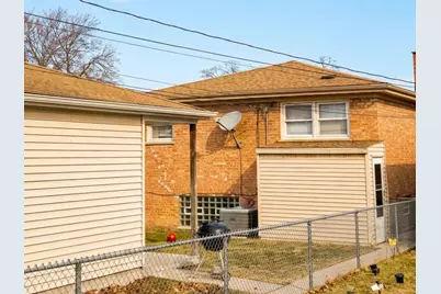 2605 W 83rd Place, Chicago, IL 60652 - Photo 5