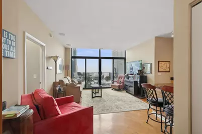 435 W Erie Street #2204, Chicago, IL 60654 - Photo 3