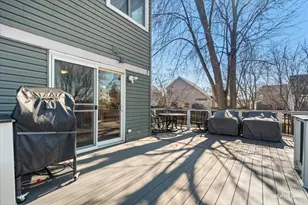 10 Farmington Ct, Lake in the Hills, IL 60156 - Photo 23