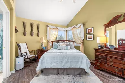 10 Farmington Court, Lake in the Hills, IL 60156 - Photo 11