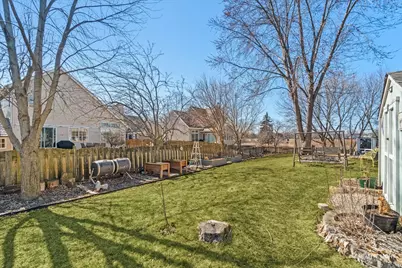 10 Farmington Court, Lake in the Hills, IL 60156 - Photo 21