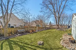 10 Farmington Ct, Lake in the Hills, IL 60156 - Photo 21