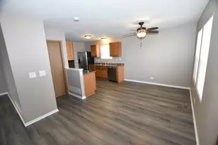 [Address not provided], Oswego, IL 60543 - Photo 5