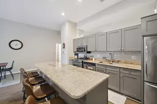 2512 N Bosworth Ave, Chicago, IL 60614 - Photo 7