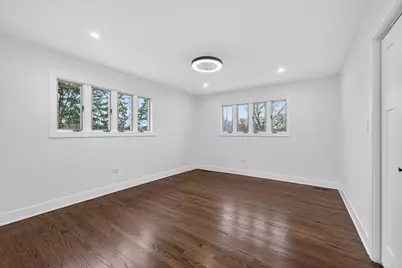 241 E Schick Road, Bloomingdale, IL 60108 - Photo 15