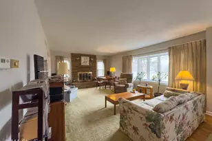 1219 Golf Ln, Wheaton, IL 60189 - Photo 7